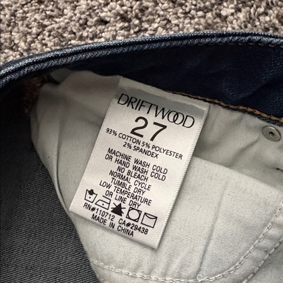 Driftwood Roxy Kick Crop Raw Hem Jean - Picture 6 of 7